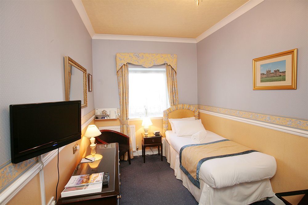 ดิ เอดินเบอระ ลอดจ์ Hotel เอดินบะระ ภายนอก รูปภาพ